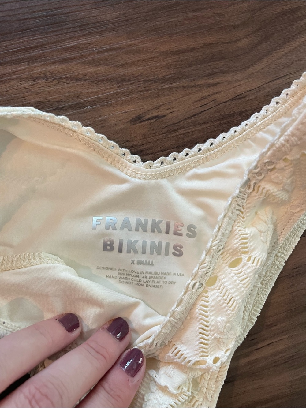 Frankie’s Bikinis Set Angel Dust - Picture 9 of 9